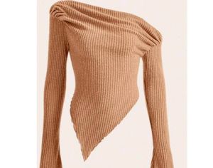 Pinteresty Asymmetrical Top 🌸