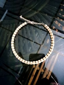 Single Line Golden Stone Choker Necklace