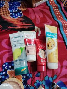 Skincare &amp; Makeup Essentials Bundle