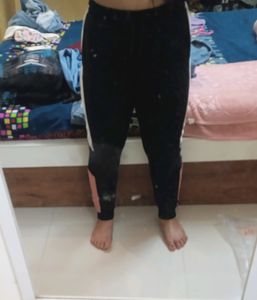 Black Joggers (Women&#39;s)