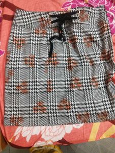 Houndstooth Mini Skirt