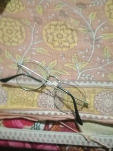 Stylish Round Frame Glasses