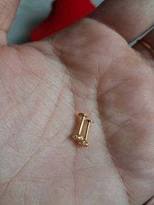 Cute Flower Stud Earrings Gold