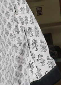 Elegant Printed Kurta