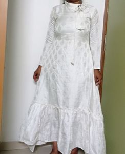 White Kurti With One Side Collar And Frill🤍