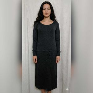 Gray Knit Maxi Dress 🖤