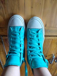 Turquoise Converse All-Stars