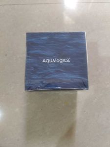 Aqualogica Illuminate+ Hydra Gel