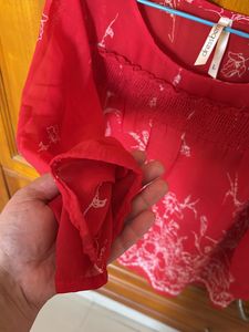 Dressberry - Red Top
