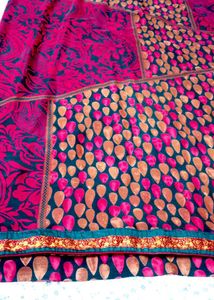 Teardrop Pattern Fabric Silk .Saree