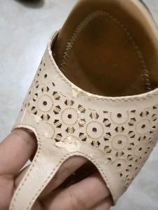 Cute Beige Flats👡