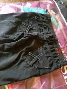 Stylish Black Jeans