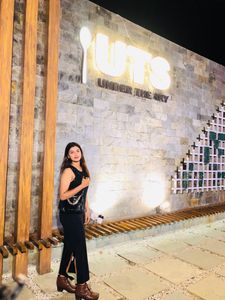 SCURHT TThe Dress Is In Very Top Notch Condition