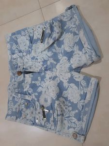 Cotton Floral Shorts 🌸