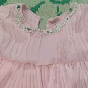 Cute Pink Ruffle Top &amp; Floral Pants Set