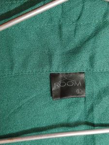 Green Long Sleeve Top