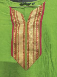 AVAASA , Green Kurta , Round Neck , 3/4th Sleeves , Size -XL