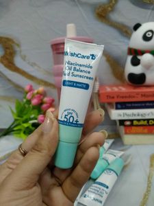 Wishcare Niacinamide Sunscreen (Pack of 4)