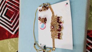 Red Purl Beautiful Necklace With Jhumka