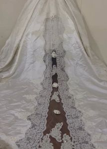 Elegant Wedding Gown