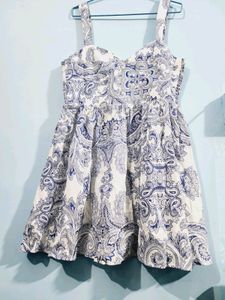 Zara Summer Dress 🤍