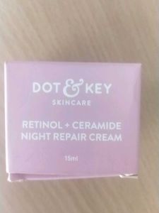 Dot &amp; Key Skincare Set pack of 3