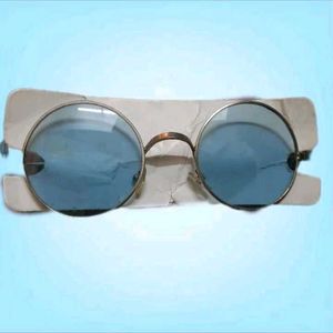Blue Circle Sunglasses