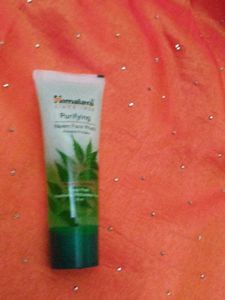 Himalaya Purifying Neem Face Wash With Travel Size