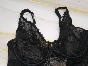 (700)Black Lace Bodysuit