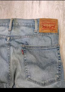 sc4706 Levi Strauss Jeans size 32