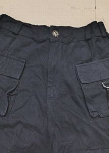 Black Cargo Shorts with Straps And Free Lipstik