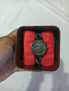❀˖°Stylish Armalar Watch