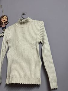 Ribbed Mock Neck Top