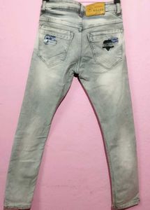 Light Wash Denim Jeans