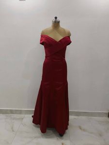 Elegant Burgundy Evening Gown