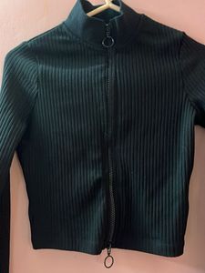 Xs size- Black Cropped Jacket