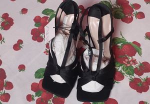 Zara Women’s Wedge Black Heel