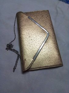 Elegant Purses For Party And Regular Use