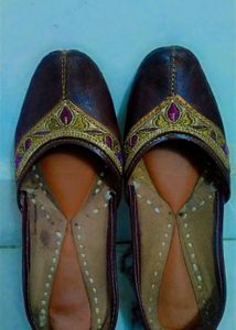 Designer Mojari