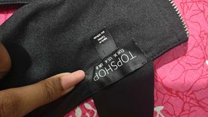 Chic Black Cropped Top