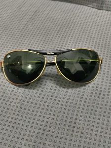 Ray-Ban Aviator Sunglasses