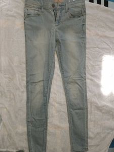 Stylish Ripped Jeans