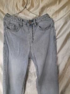Light  Wide Leg Jeans