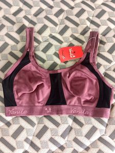 Vanila Sports Bra with Tag