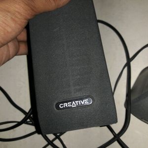 CREATIVE SPEAKER