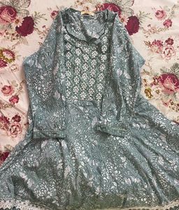 Elegant Floral Print Kurta