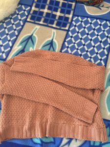 Woolen sweatshirt