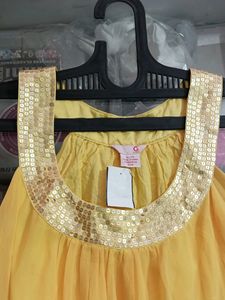Guess Brand Top Xl Size Brand New