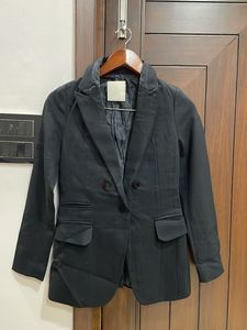 NEW Women’s Blazer