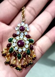 Necklace Green+mehroon Colour